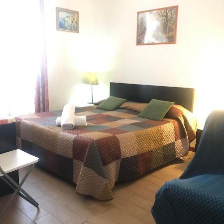 Casa Dell'Amicizia Bed & Breakfast Rome Exterior photo
