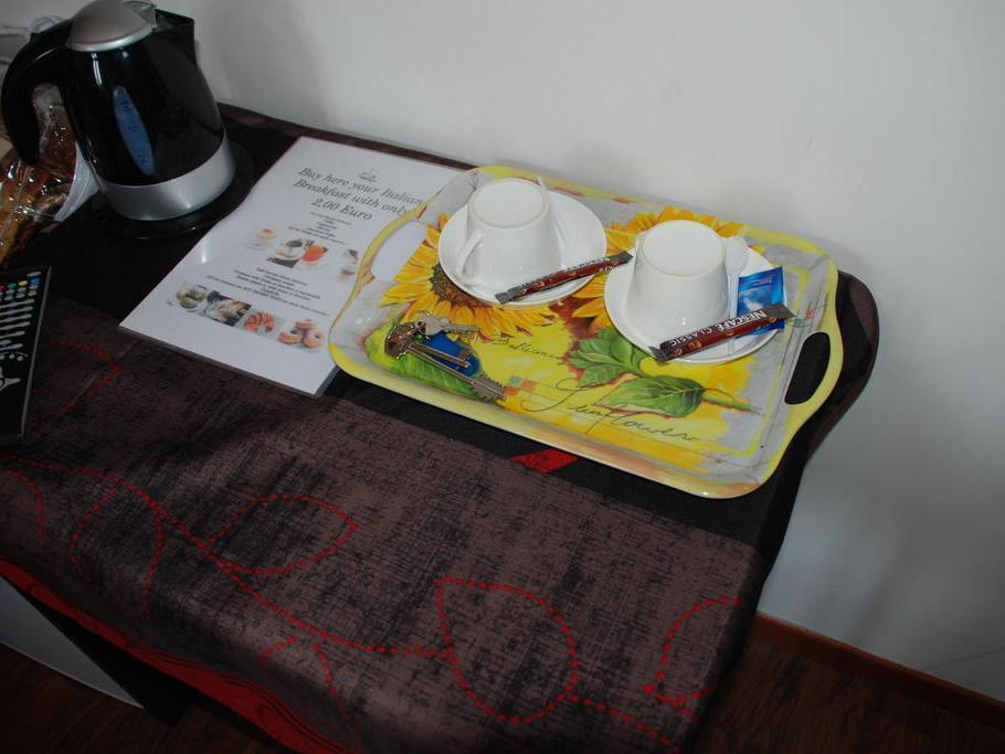 Casa Dell'Amicizia Bed & Breakfast Rome Exterior photo